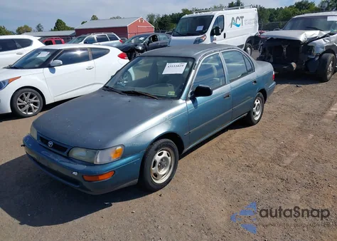 1996 Toyota Corolla from USA, damaged, VIN 2T1BA02E4TC134695